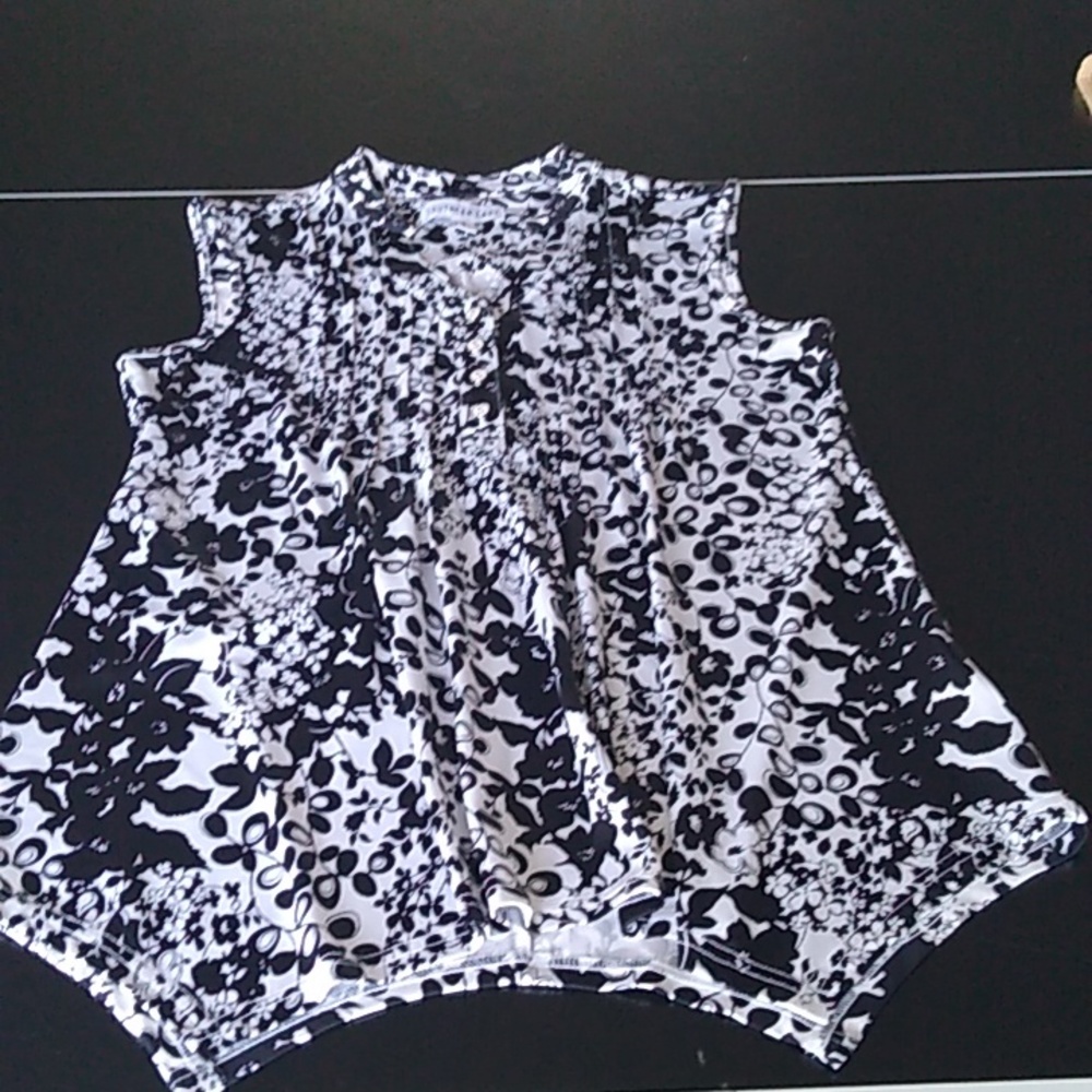 Southern Lady sleeveless shirt
